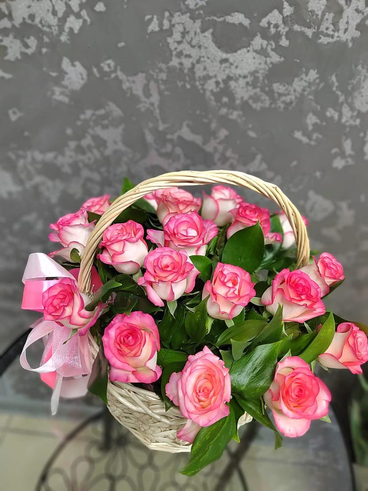 Цветочная композиция из Розы в корзине в Дубне Чеховского района