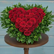 Цветочная композиция из Розы в виде сердца в Дубне Чеховского района