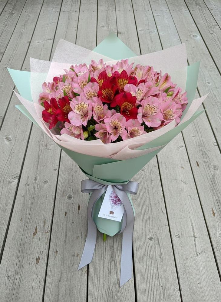 Букет цветов из: Альстромерии в Дубне Чеховского района